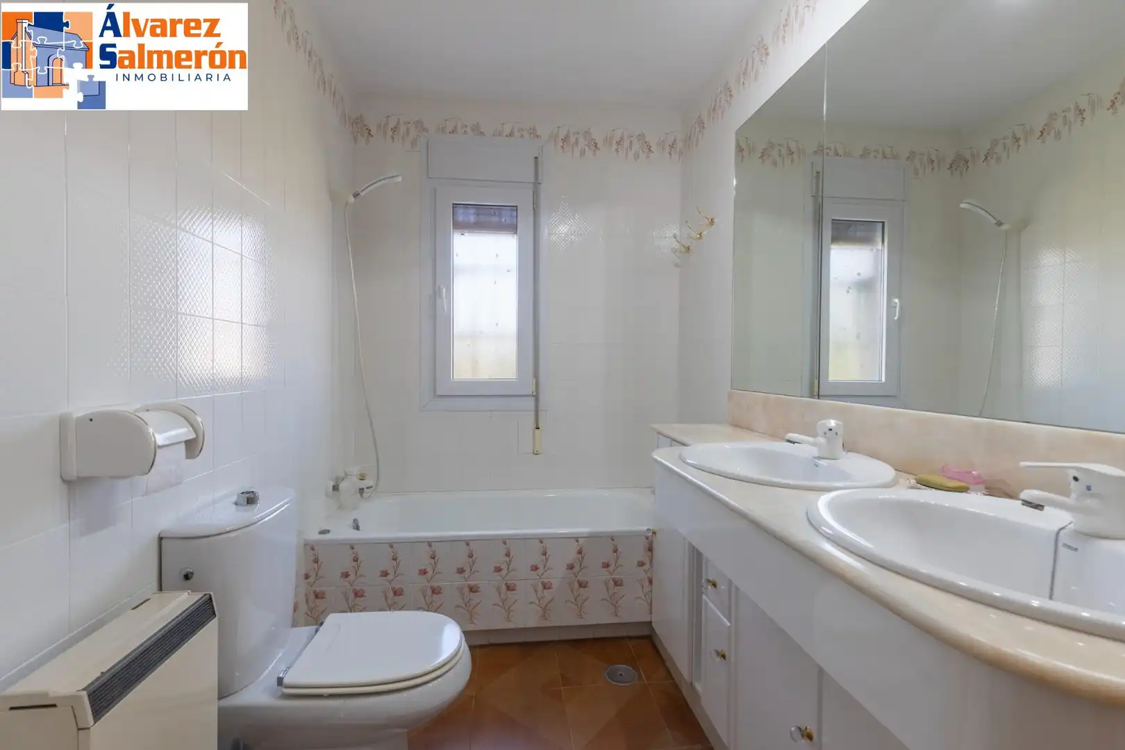 House with pool for sale in Avenida MONTEVIVE, imagen 38