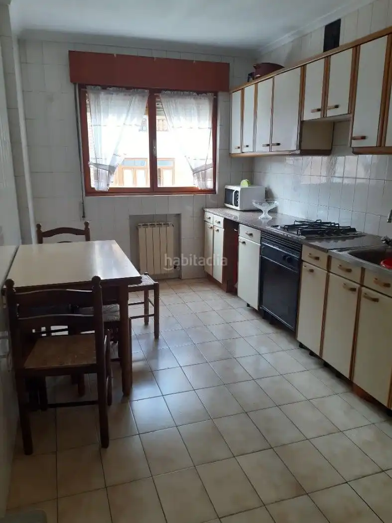 Wohnung mit Aufzug zum Verkauf in Calle Pico Meras 7, imagen 2