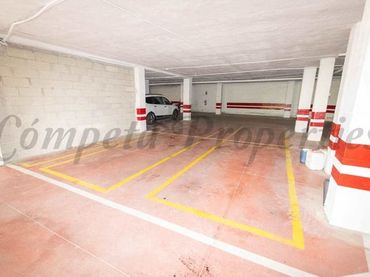 Plaza de garaje individual en venta en Torrox Pueblo