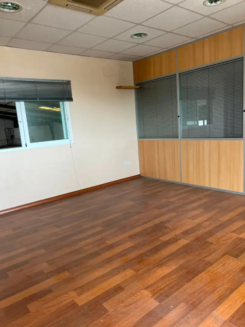 Nau industrial en venda en El Real de Gandia