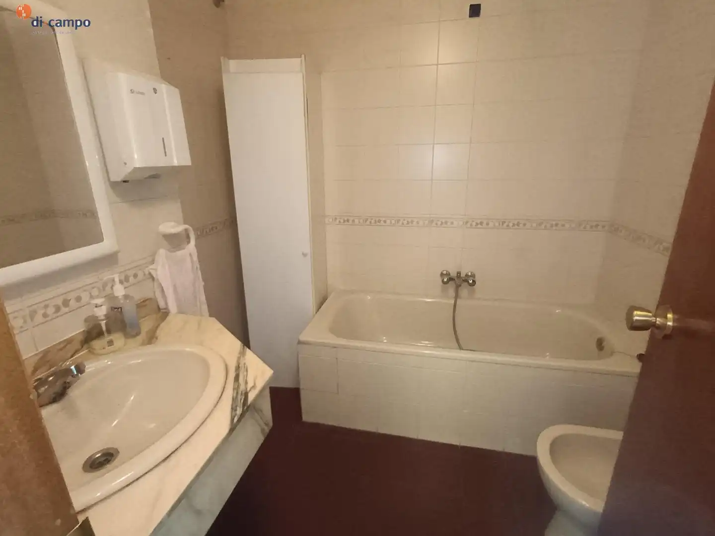 Bathroom of Flat for sale in Valladolid  with Heating