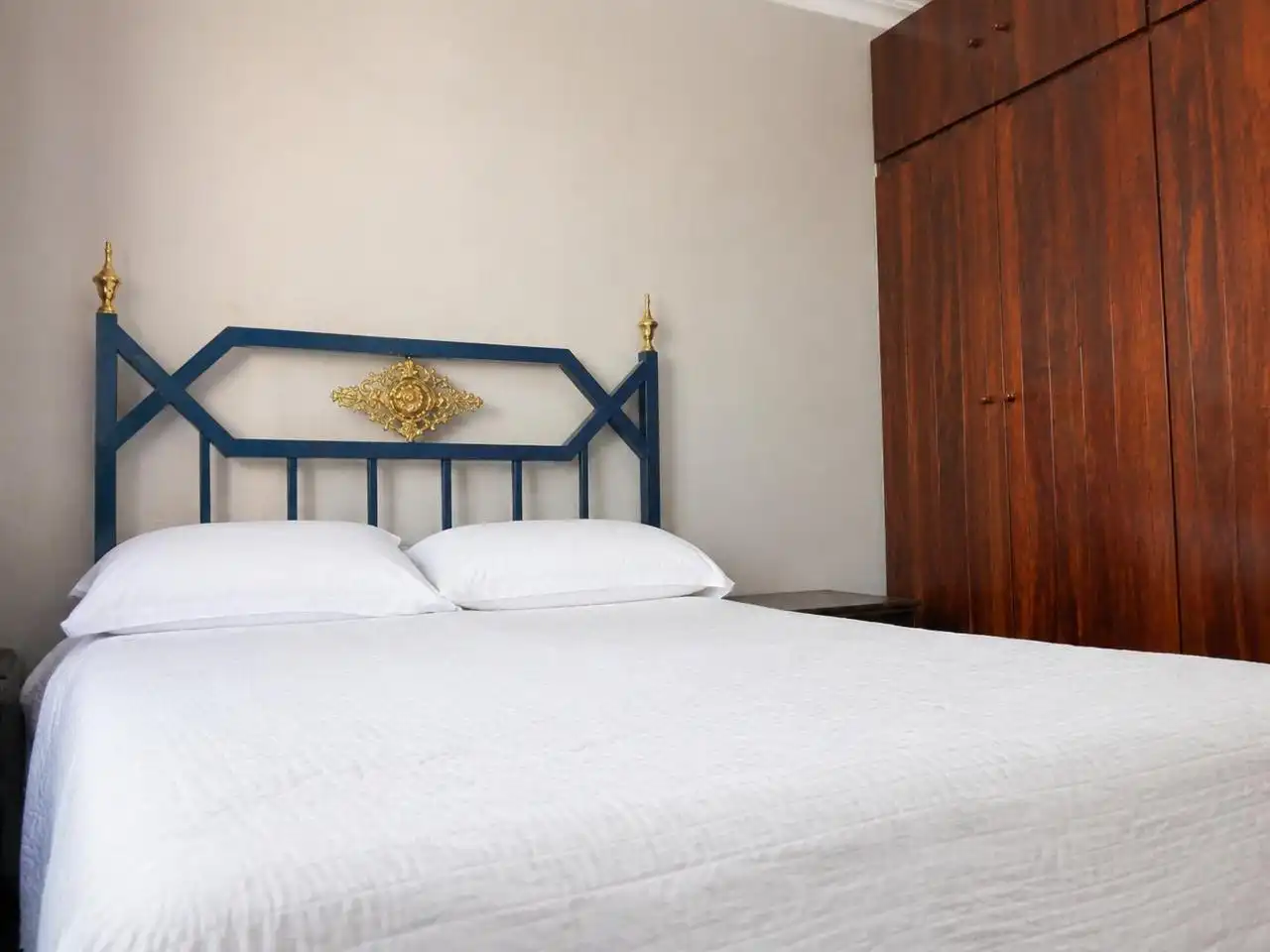 Habitación de Planta baja en venta en San Juan de Aznalfarache con Trastero y Amueblado