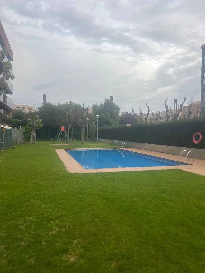 Schwimmbecken von Dachboden zum Verkauf in Salou mit Klimaanlage, Heizung und Privatgarten