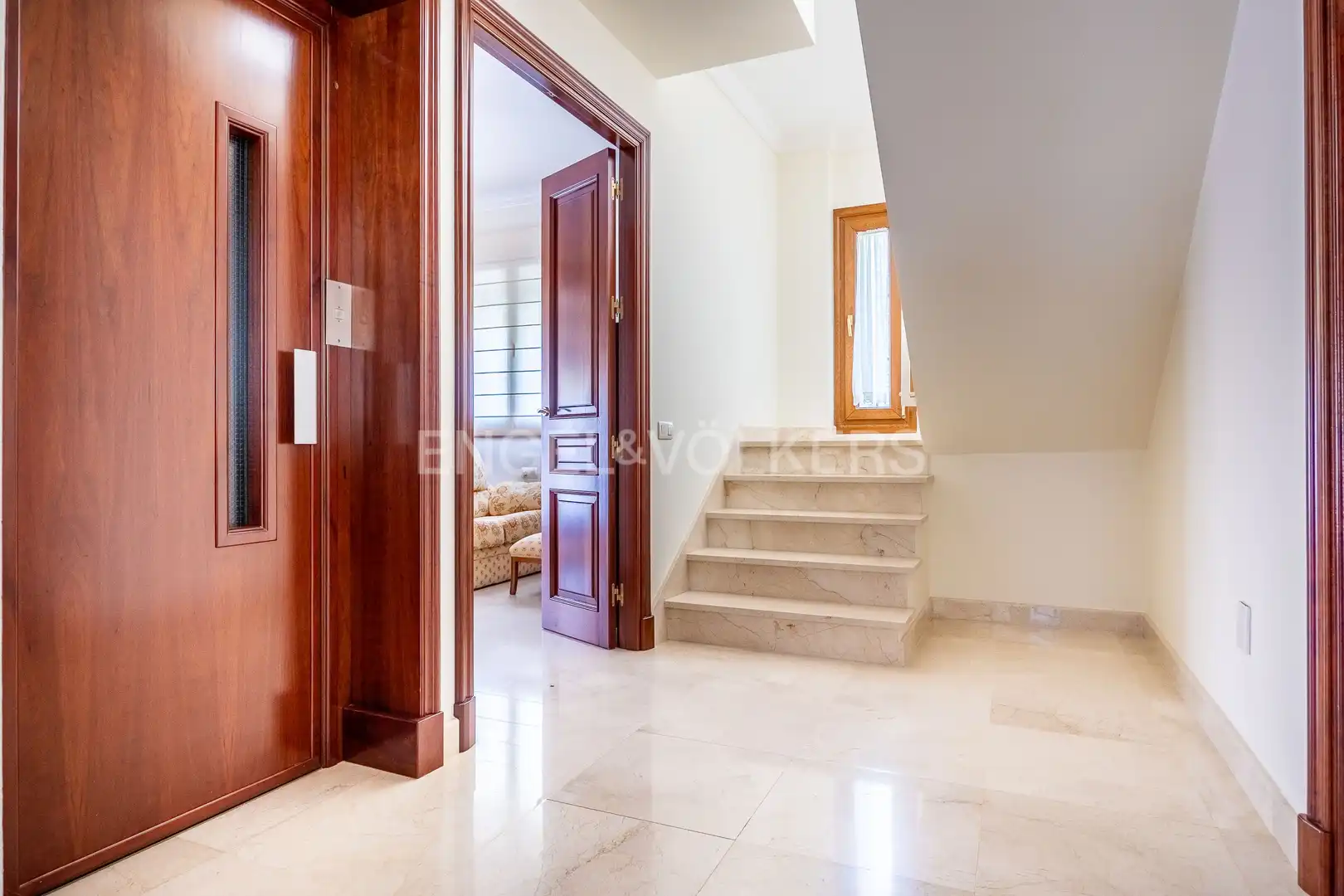 House with terrace for sale in Sanlúcar la Mayor, imagen 42