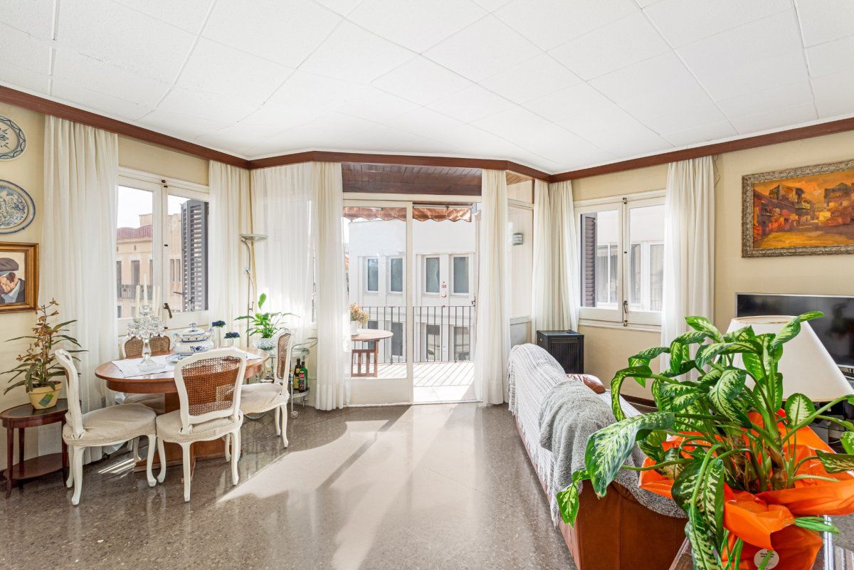 Living room of Flat for sale in Sitges  with Terrace and Balcony