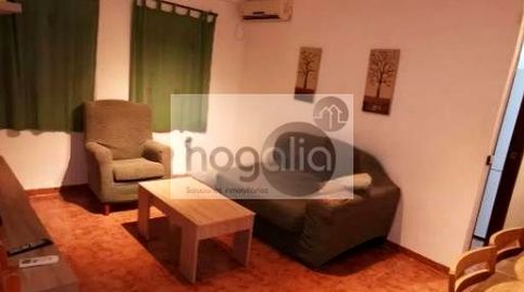 Foto 3 von Erdgeschoss zur Miete in Doctor Barraquer - G. Renfe - Policlínico, Sevilla Capital