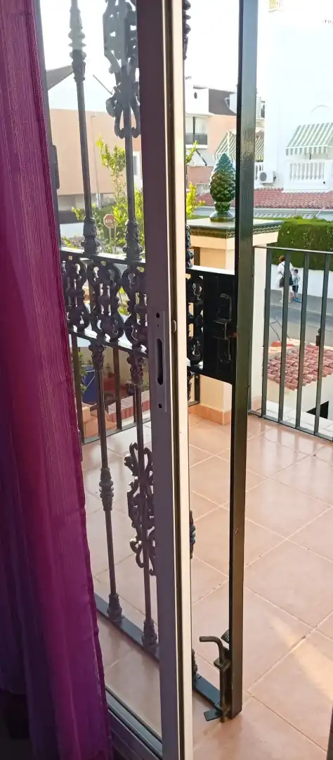 Terrassa de Casa adosada en venda en El Portil amb Aire condicionat i Balcó