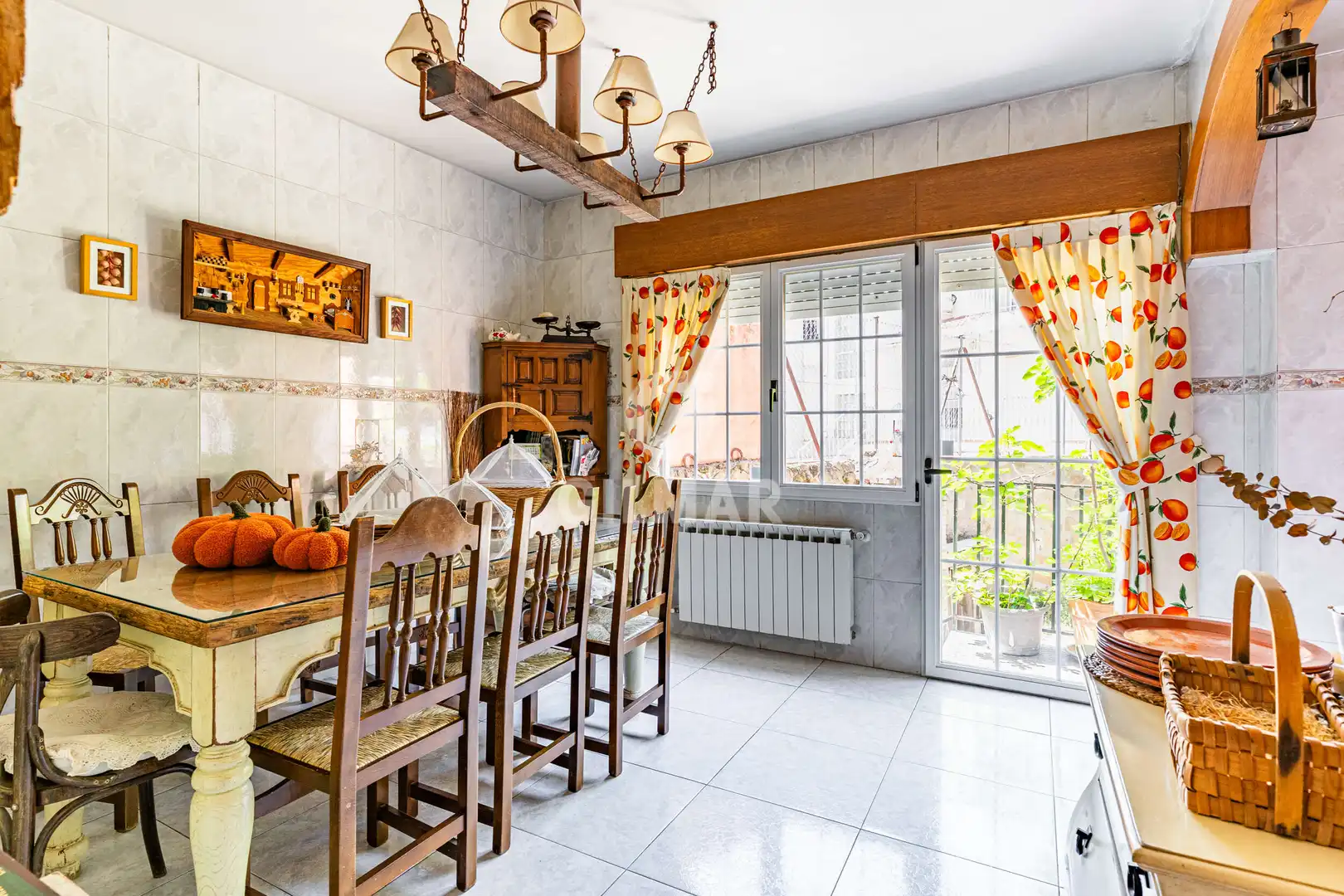 Comedor de Casa adosada en venta en Colmenar Viejo con Calefacción y Jardín privado