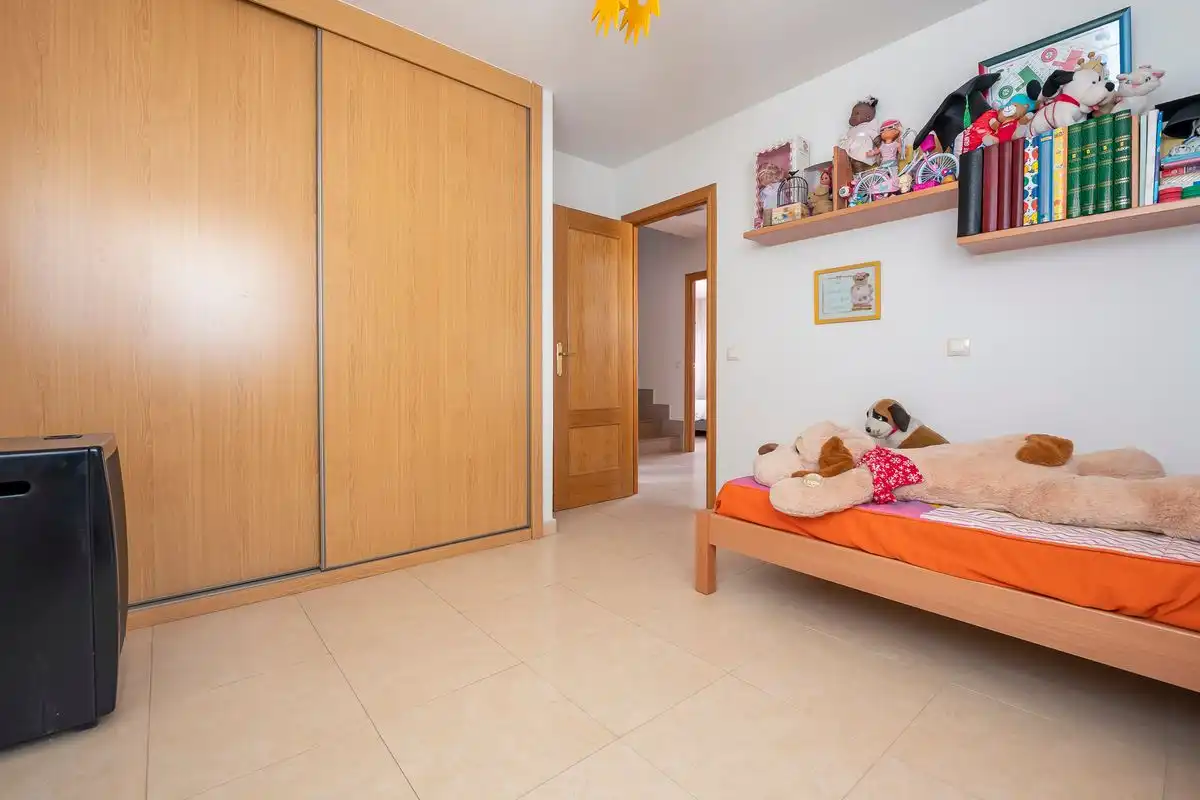 Habitación de Casa o chalet en venta en Titulcia con Aire acondicionado, Calefacción y Jardín privado