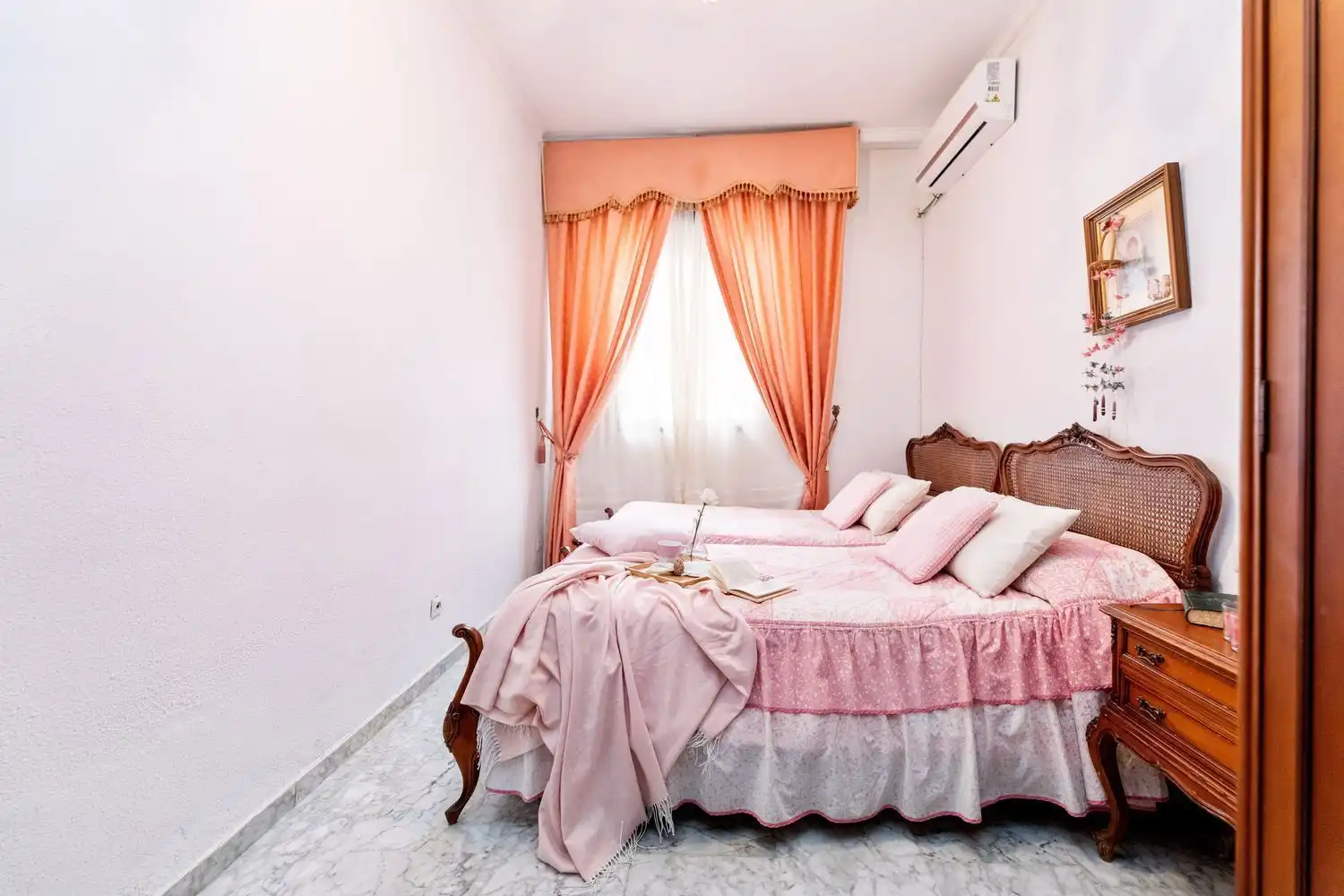 Bedroom of Houses for sale in Córdoba  with Air Conditioner, Private garden and Terrace