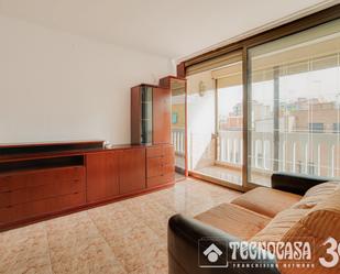 Living room of Flat for sale in Badalona  with Heating and Balcony