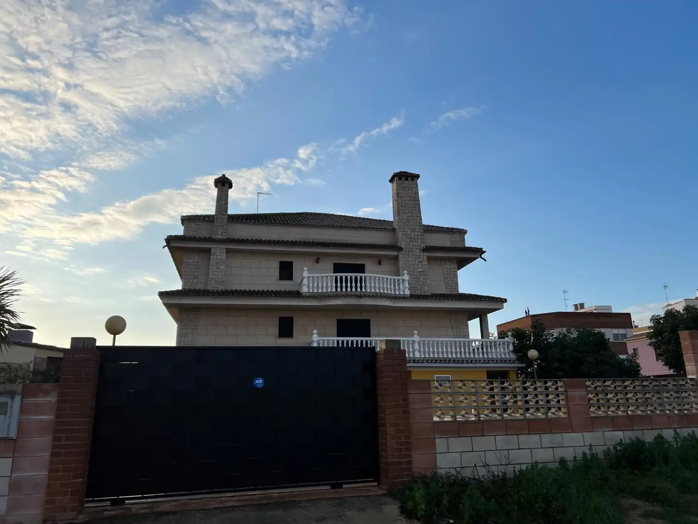 Vista exterior de Casa o chalet en venta en Polinyà de Xúquer con Calefacción, Jardín privado y Terraza