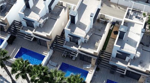 Foto 2 de Casa o chalet en venta en Lomas de Cabo Roig - Los Dolses, Orihuela