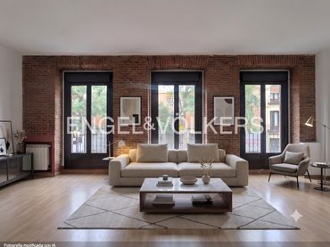 Piso con balcón en venta en Calle del Humilladero