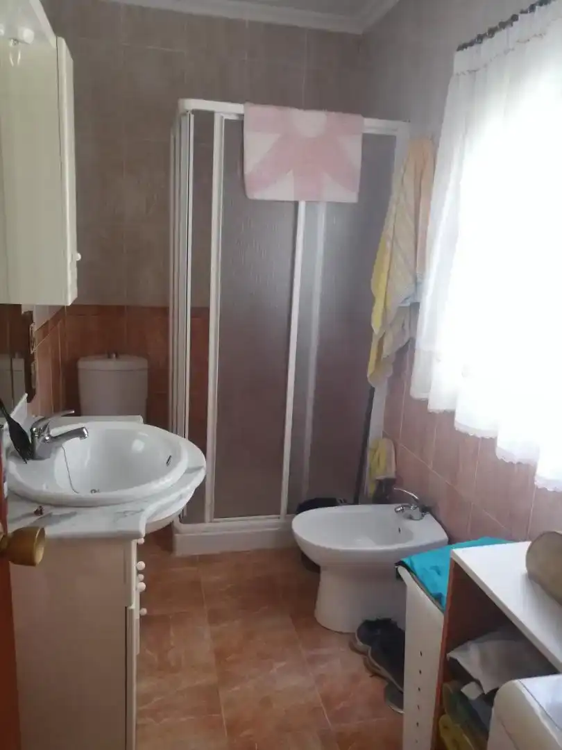 Bany de Casa o xalet en venda en Valdeastillas - Fuentezuelas