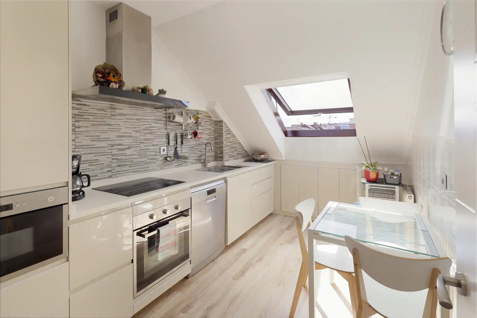 Küche von Wohnung zum Verkauf in Gijón  mit Heizung und Parkett