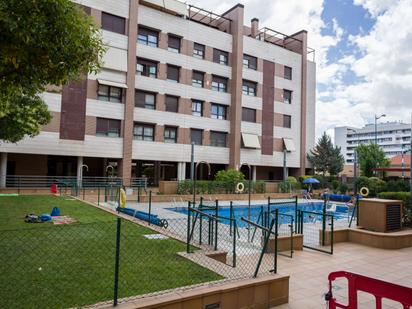 Piscina de Àtic en venda en Getafe amb Aire condicionat, Calefacció i Terrassa