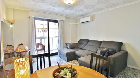 Foto 4 de Piso en venta en Calle del Pinoso, 9, Carolinas Altas, Alicante / Alacant