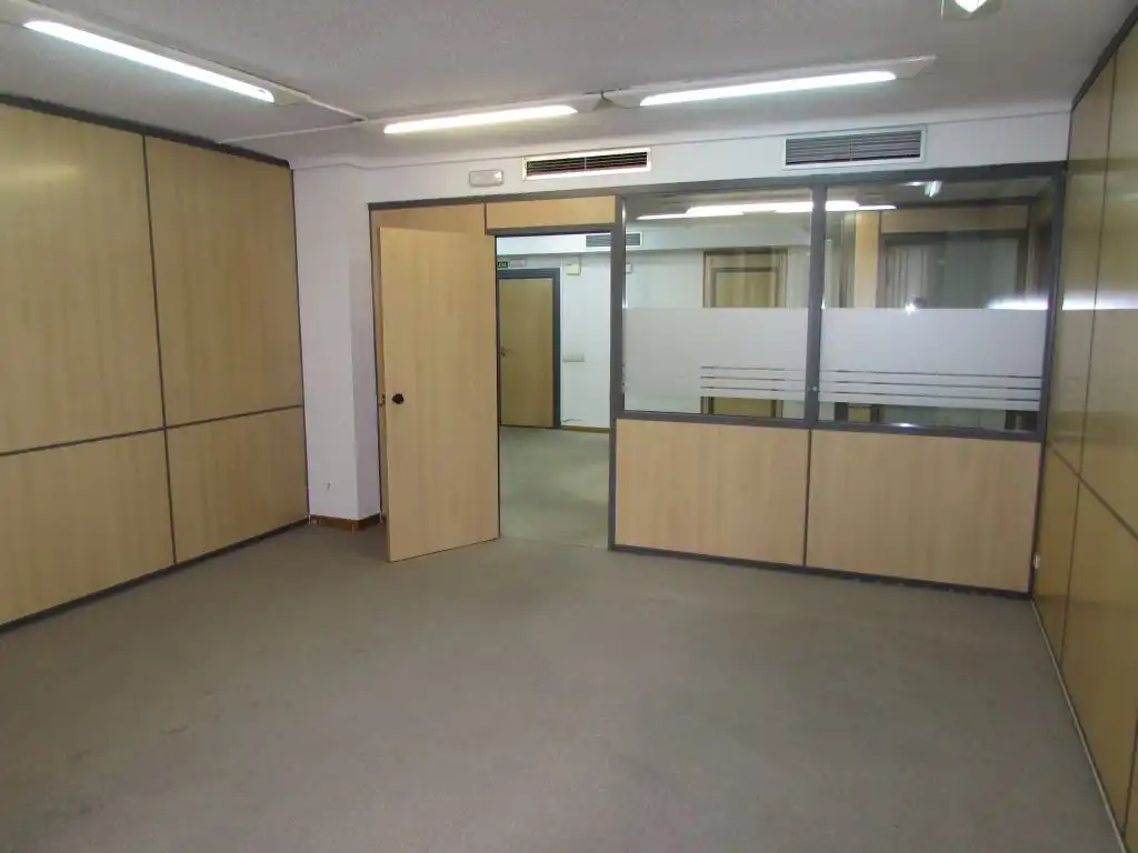 Bureau avec ascenseur à louer à Centro, imagen 6