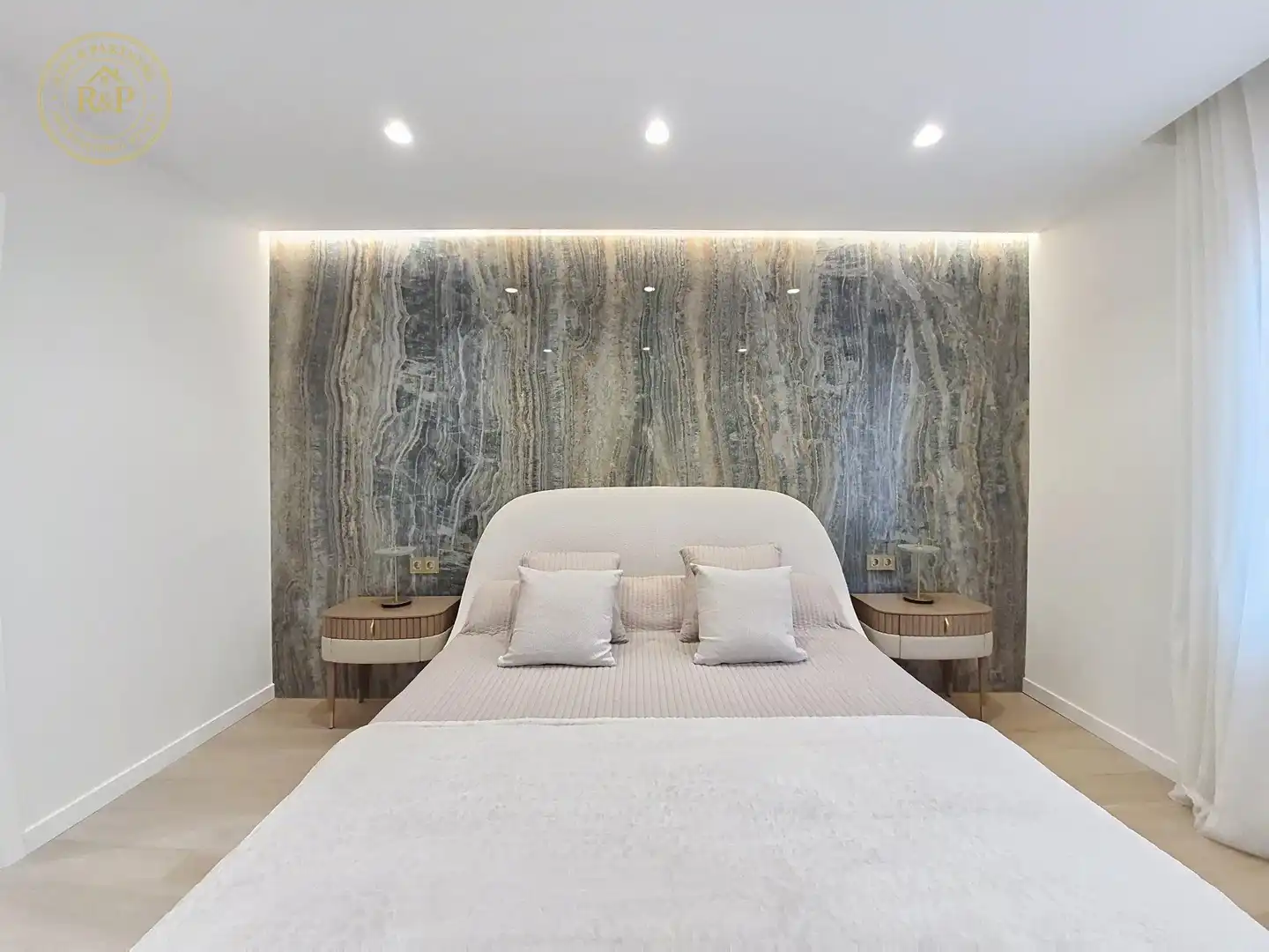 Bedroom of Flat for sale in Barcelona  with Heating, Storage room and Swimming Pool