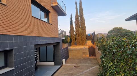 Foto 3 de Casa adosada de alquiler en Montilivi, Girona Capital