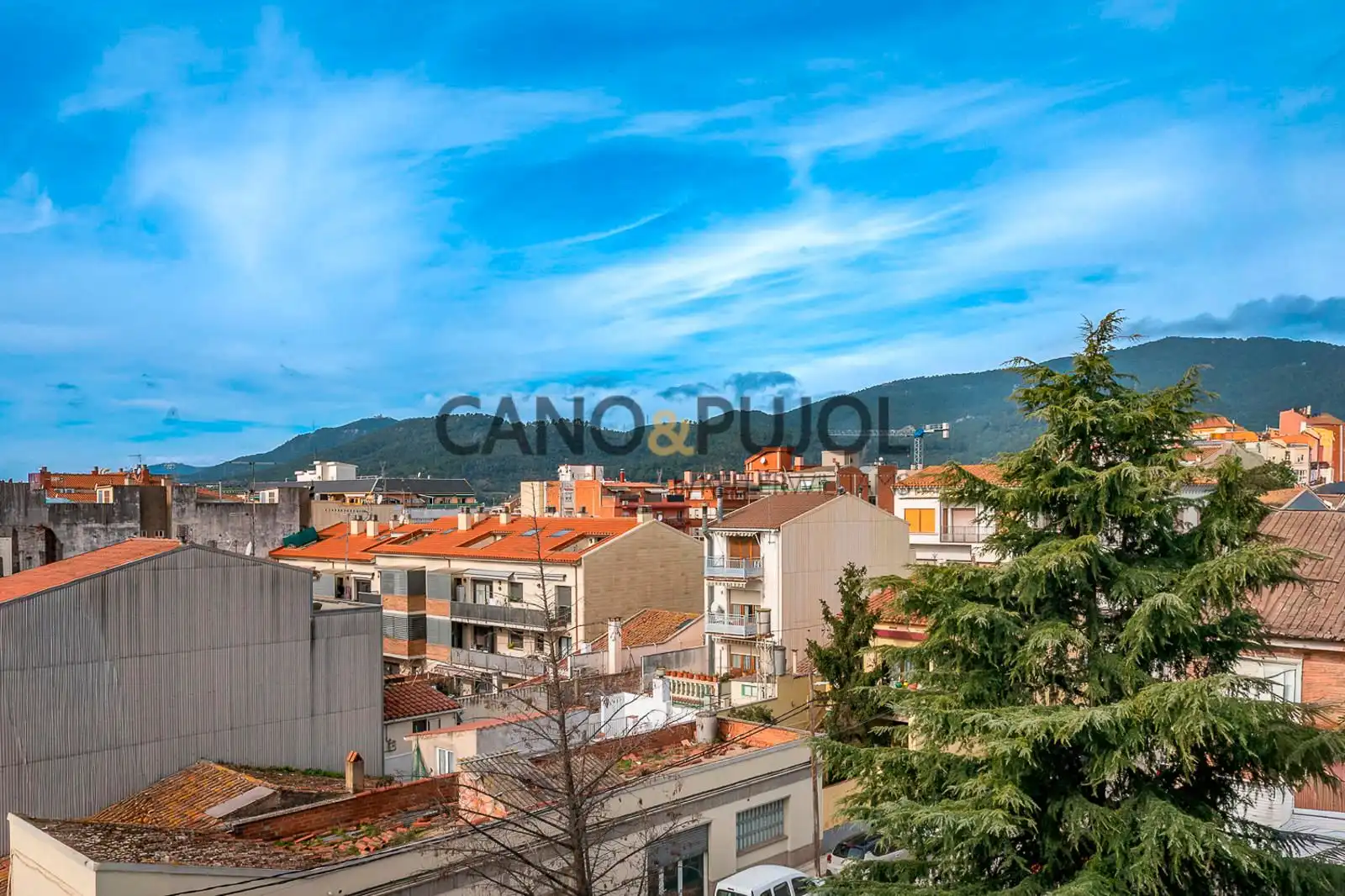 Vista exterior de Piso en venta en Caldes de Montbui con Aire acondicionado y Terraza