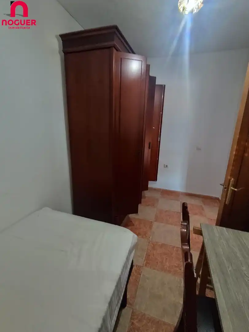 Schlafzimmer von Wohnung zur Miete in Córdoba mit Heizung, Terrasse und Abstellraum