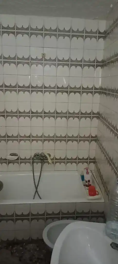Bany de Casa adosada en venda en Caudete amb Moblat, Forn i Rentadora