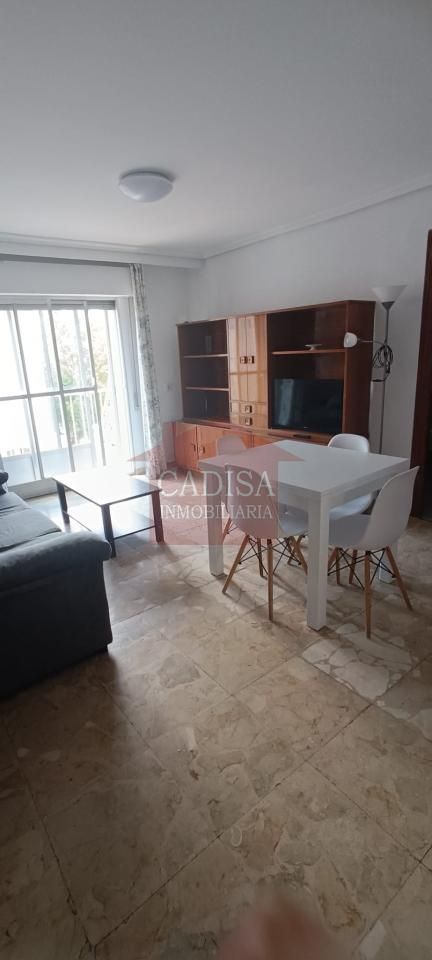 Living room of Flat to rent in Salamanca Capital  with Heating, Furnished and Balcony