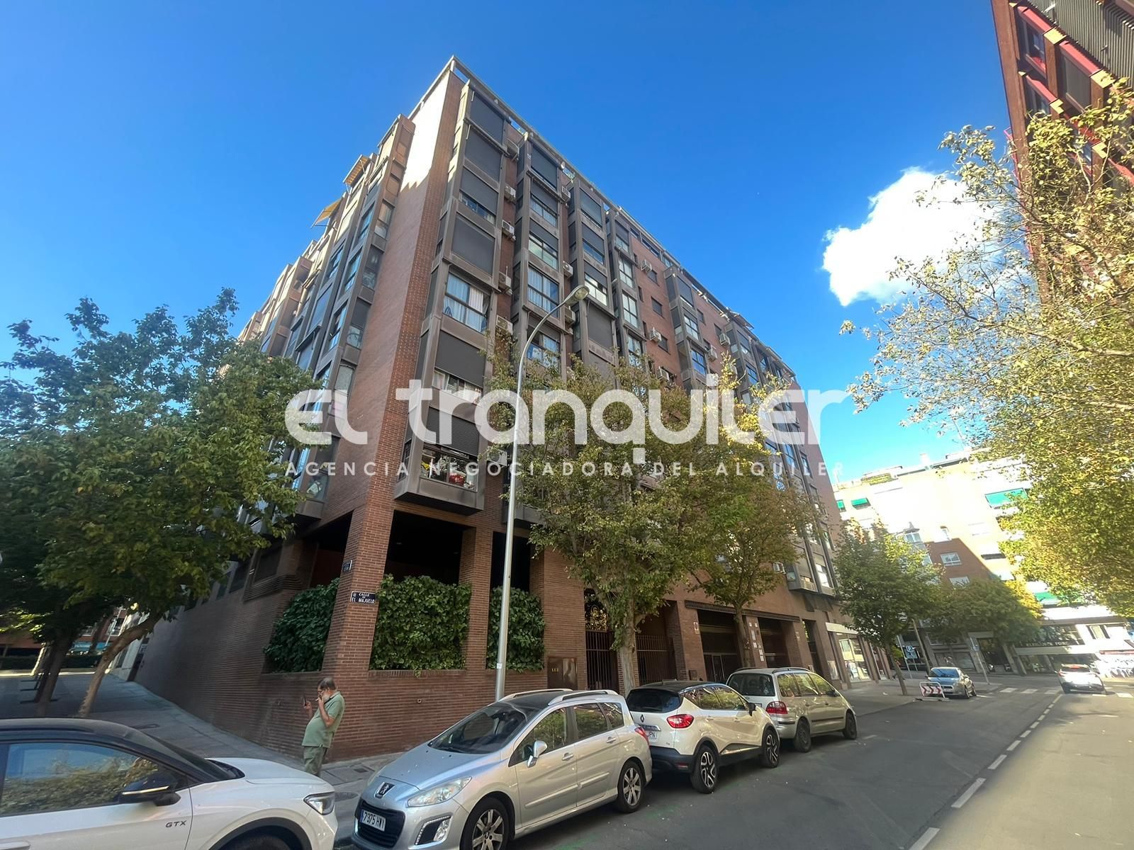 Exterior view of Flat to rent in  Madrid Capital  with Air Conditioner and Washing machine