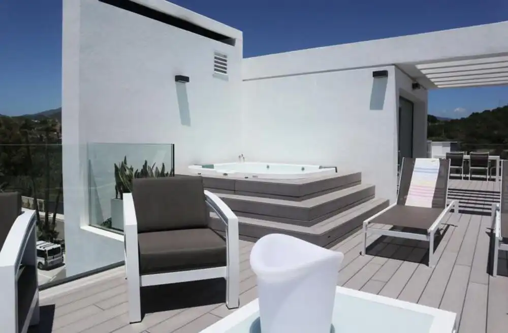 Terrassa de Casa adosada de lloguer en Estepona amb Aire condicionat, Jardí privat i Terrassa