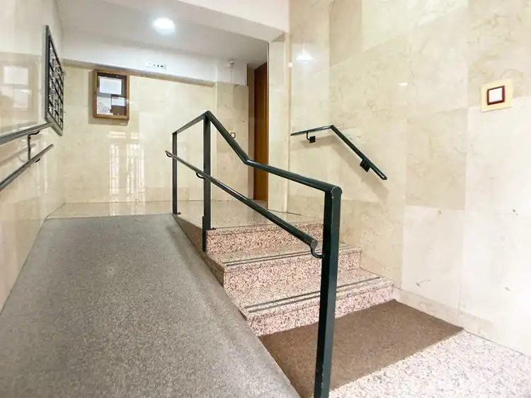 Piso con ascensor en venta en Calle de Valdecanillas, imagen 23