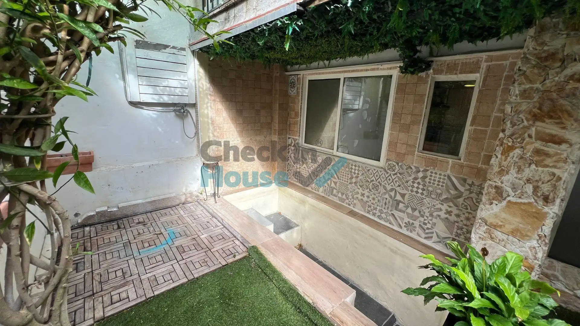 Detached homes for sale in Carrer d'Oviedo, Tueda