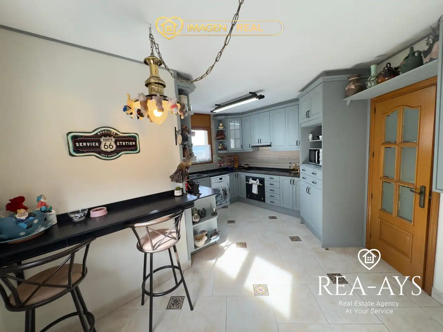 Cocina de Casa o chalet en venta en Vallirana con Calefacción, Jardín privado y Terraza
