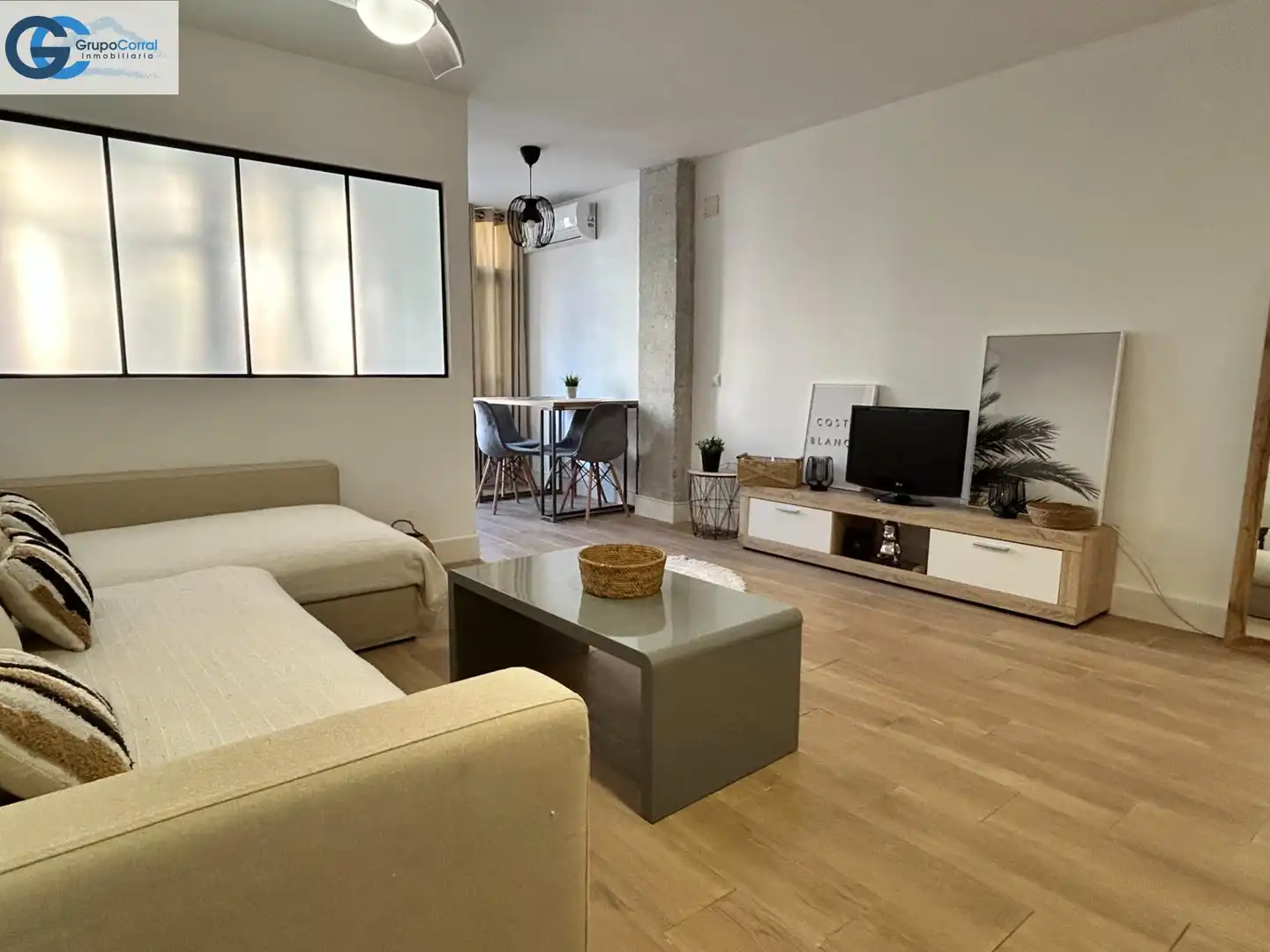 Sala d'estar de Apartament en venda en Daimús amb Aire condicionat, Calefacció i Parquet