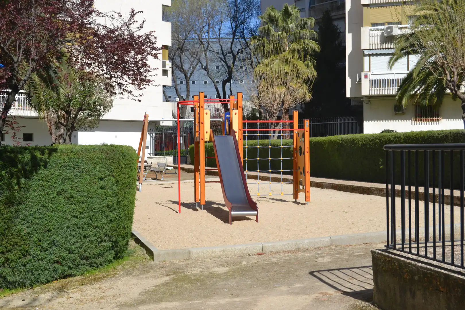 Parking de Piso en venta en Madrid con Calefacción, Jardín privado y Parquet