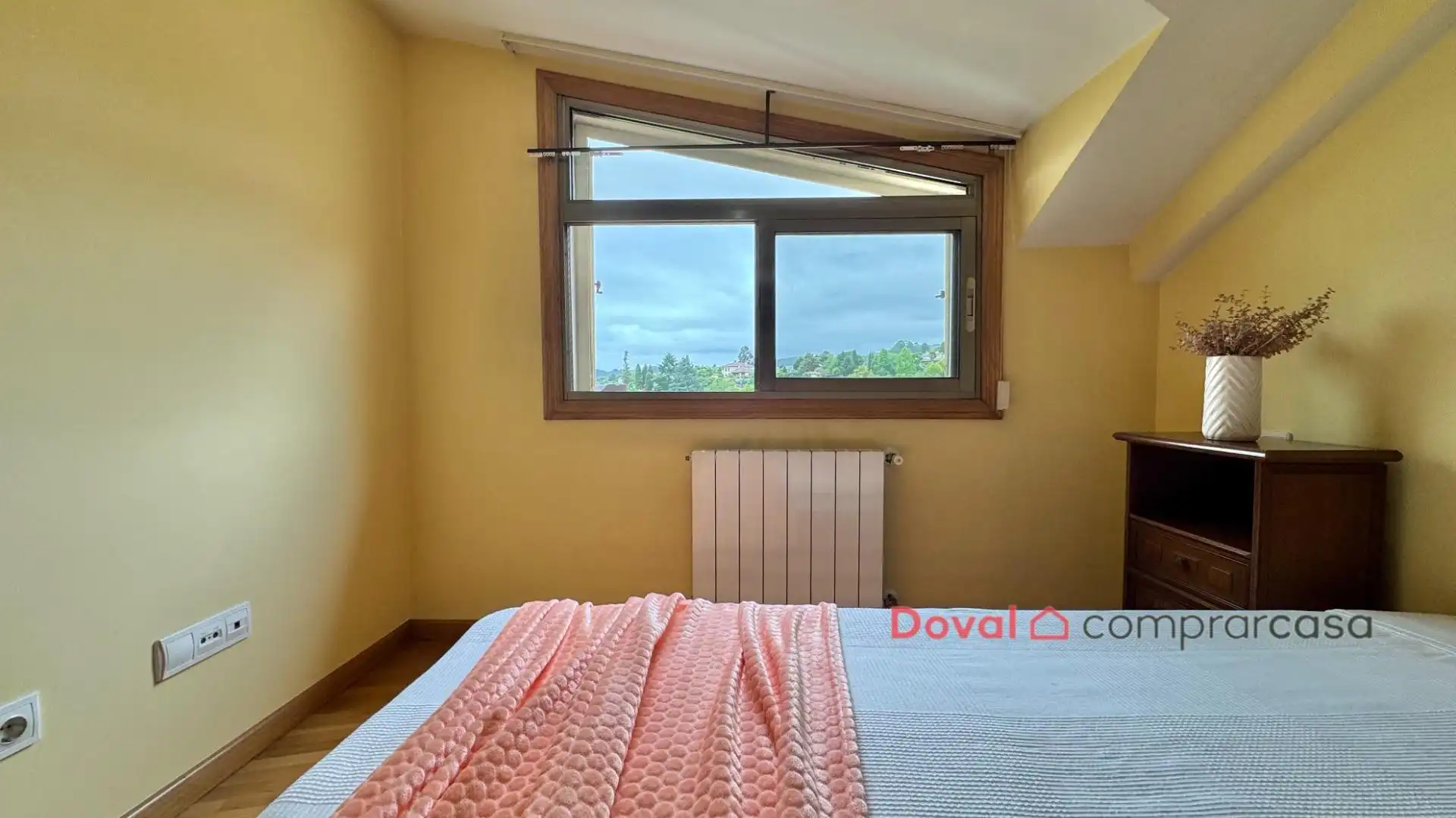 Schlafzimmer von Wohnung zum Verkauf in Tui mit Heizung, Abstellraum und Möbliert