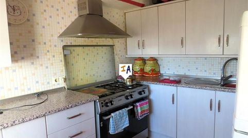 Foto 2 de Casa adosada en venta en Alcaudete, Jaén