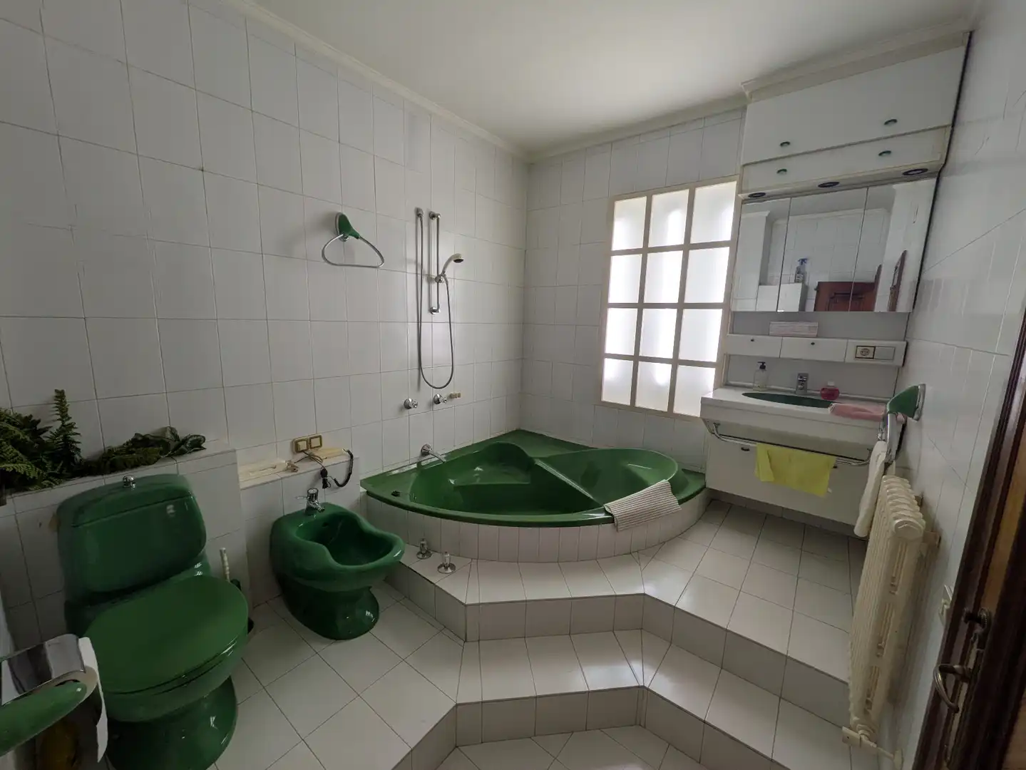 Baño de Piso en venta en Bilbao  con Calefacción y Amueblado