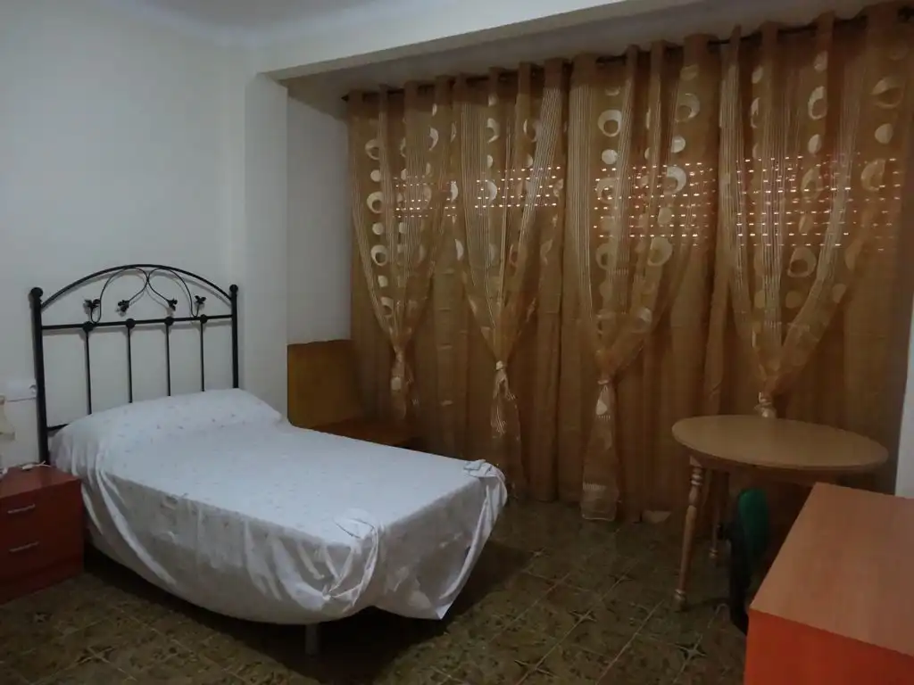 Schlafzimmer von Wohnung zur Miete in San Vicente del Raspeig / Sant Vicent del Raspeig mit Möbliert, Ofen und Waschmaschine