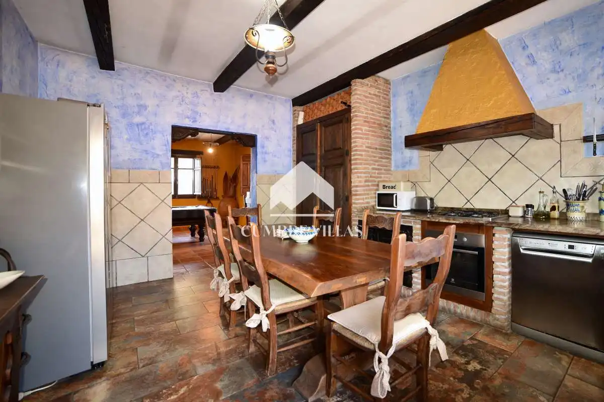 Küche von Country house zum Verkauf in Torrenueva Costa mit Privatgarten, Terrasse und Abstellraum