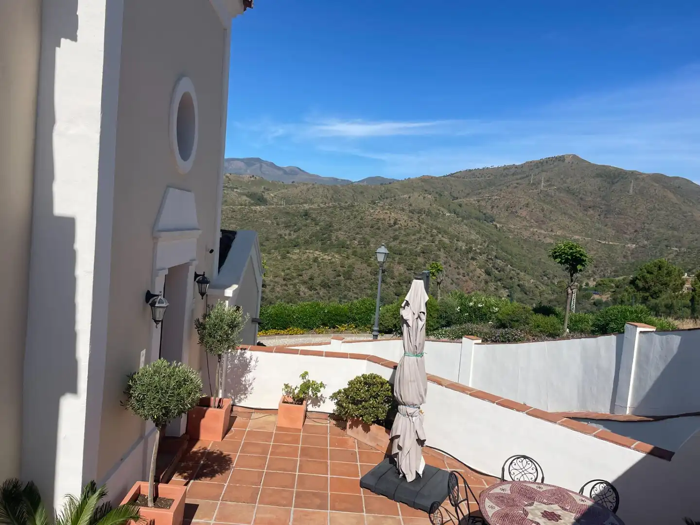 Terraza de Casa adosada en venta en Benahavís con Aire acondicionado, Jardín privado y Terraza