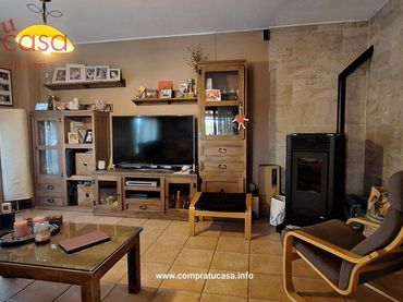 Doppelhaushälfte mit Balkon zum Verkauf in Calle Roda