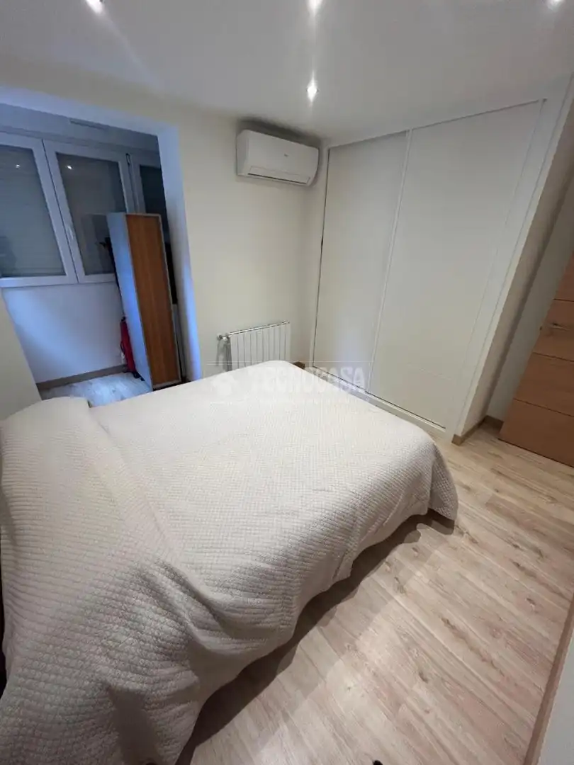 Habitación de Piso en venta en Madrid con Calefacción y Terraza