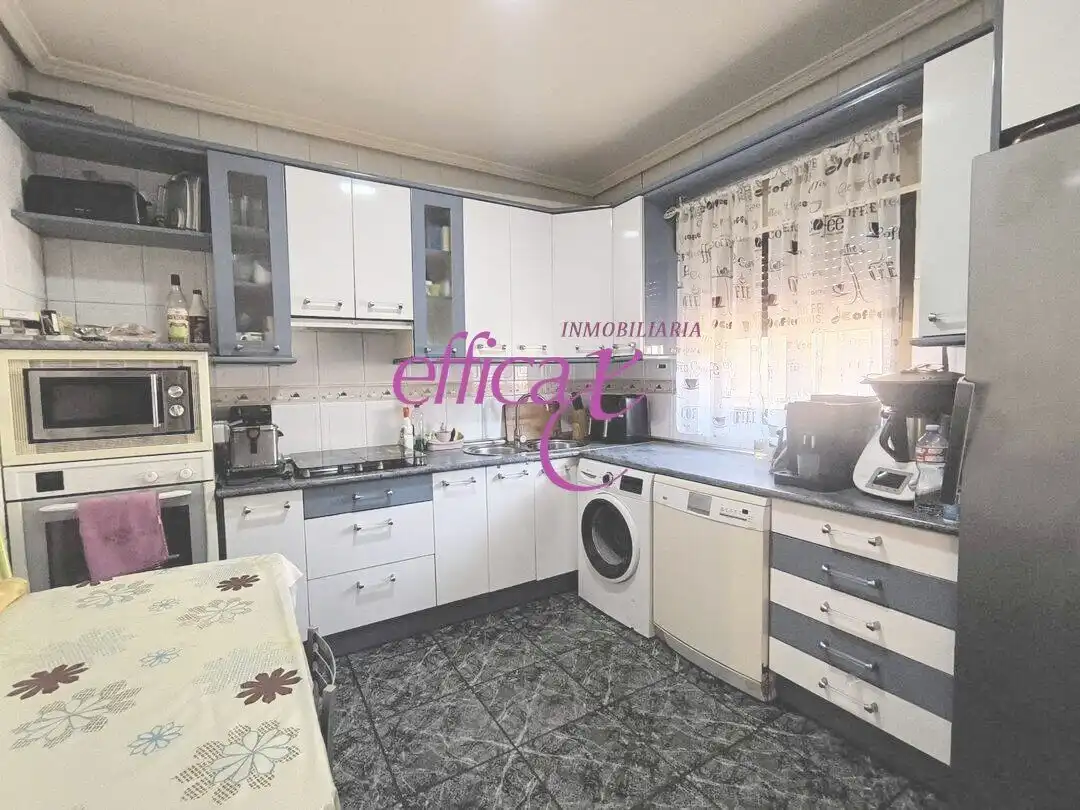 Kitchen of Houses for sale in Burujón  with Heating