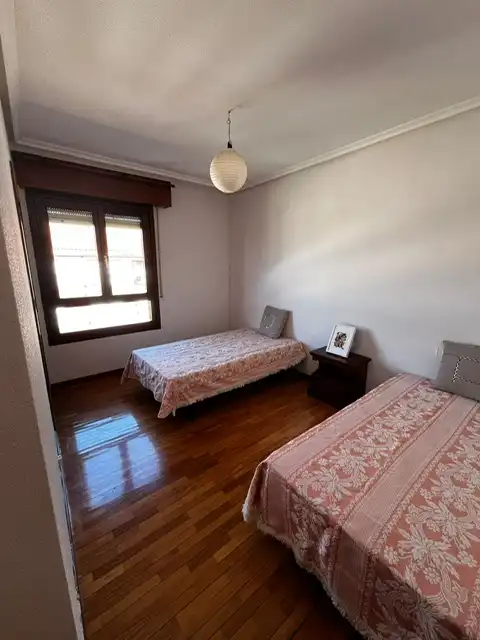Bedroom of Flat for sale in  Logroño  with Heating, Storage room and Community pool