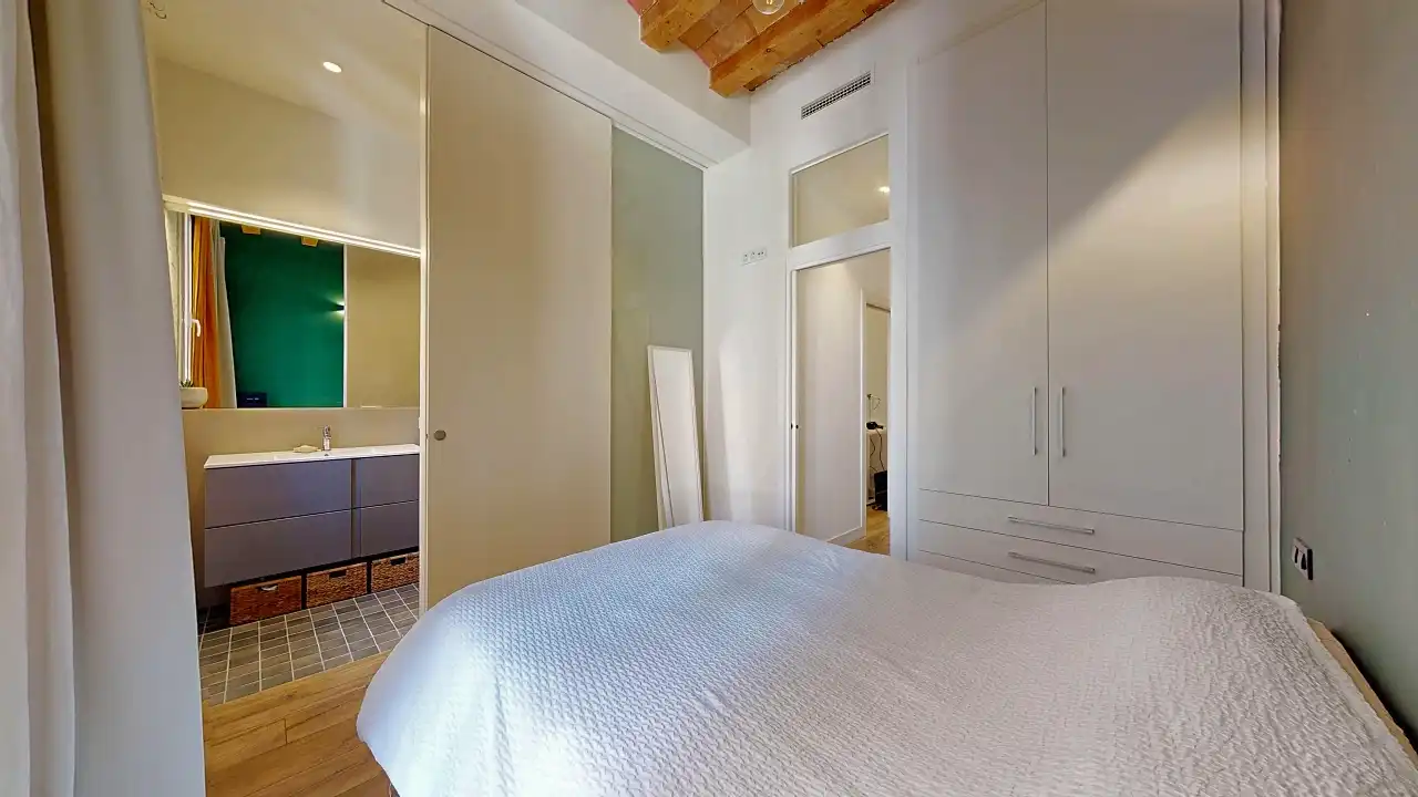 Habitación de Piso en venta en Barcelona con Aire acondicionado, Calefacción y Balcón