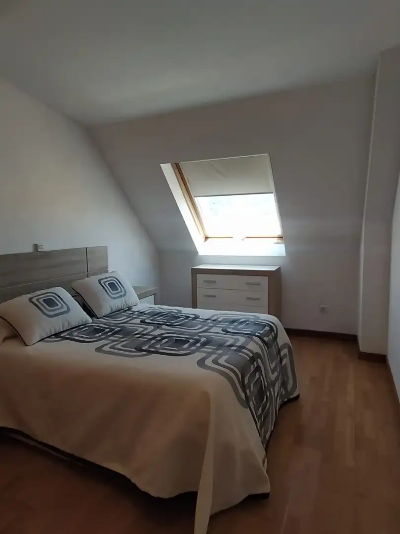 Habitación de Ático en venta en Cariño con Parquet, Amueblado y Horno