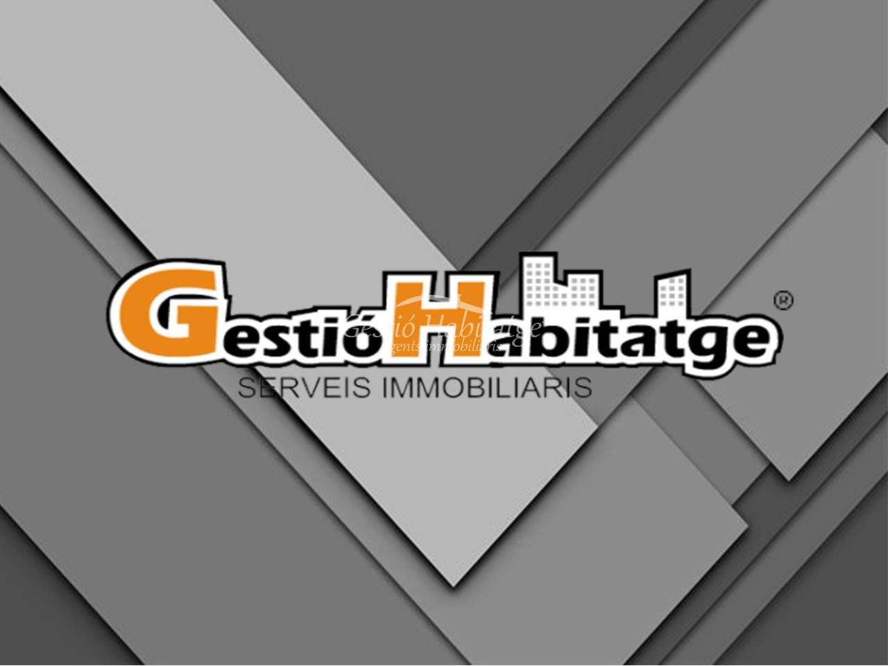 Vista exterior de Garatge en venda en Parets del Vallès