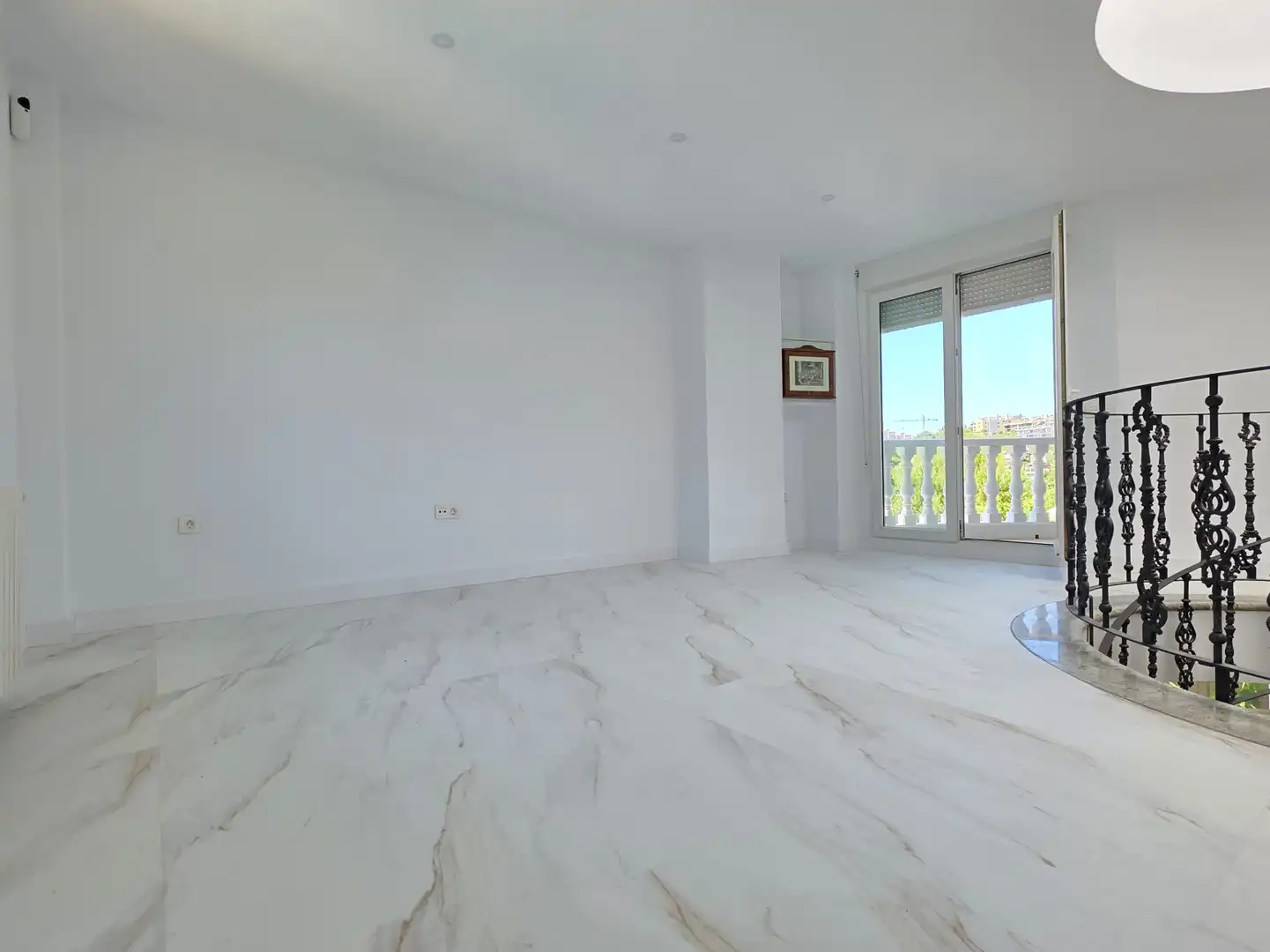 Sala d'estar de Casa o xalet en venda en Oropesa del Mar / Orpesa amb Aire condicionat, Calefacció i Jardí privat